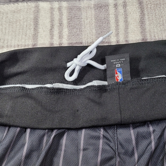 NEW STEPHEN CURRY NBA SHORTS GOLDEN STATE WARRIORS - Picture 8 of 8